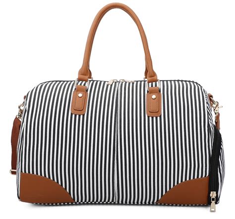 stylish travel bags for women.